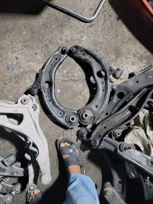 Mazda Demio 2015 Front Arms