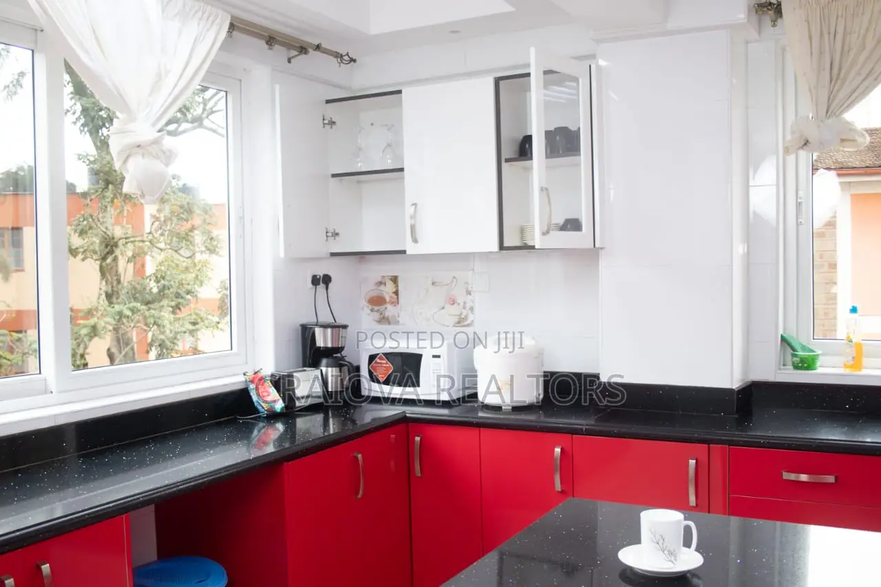 4bdrm Apartment in Raphta Road Area for sale