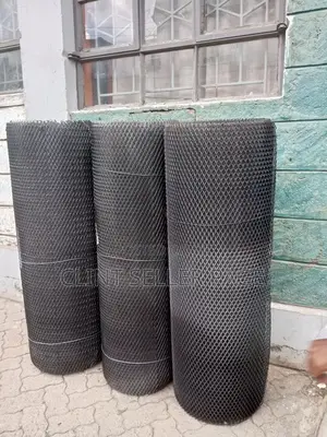 Expandable Metal Mesh.