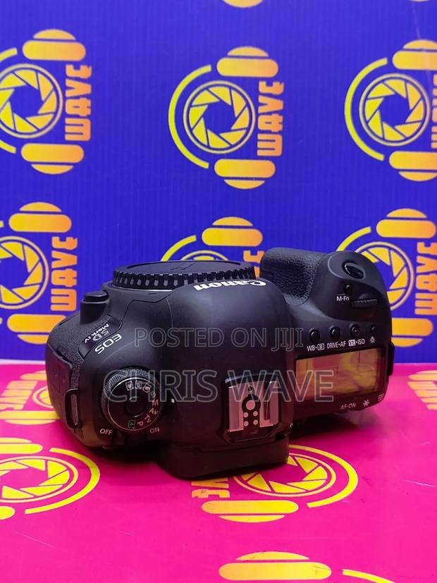 Canon 5d Mark Iv 28-80mm - thumbnail 4