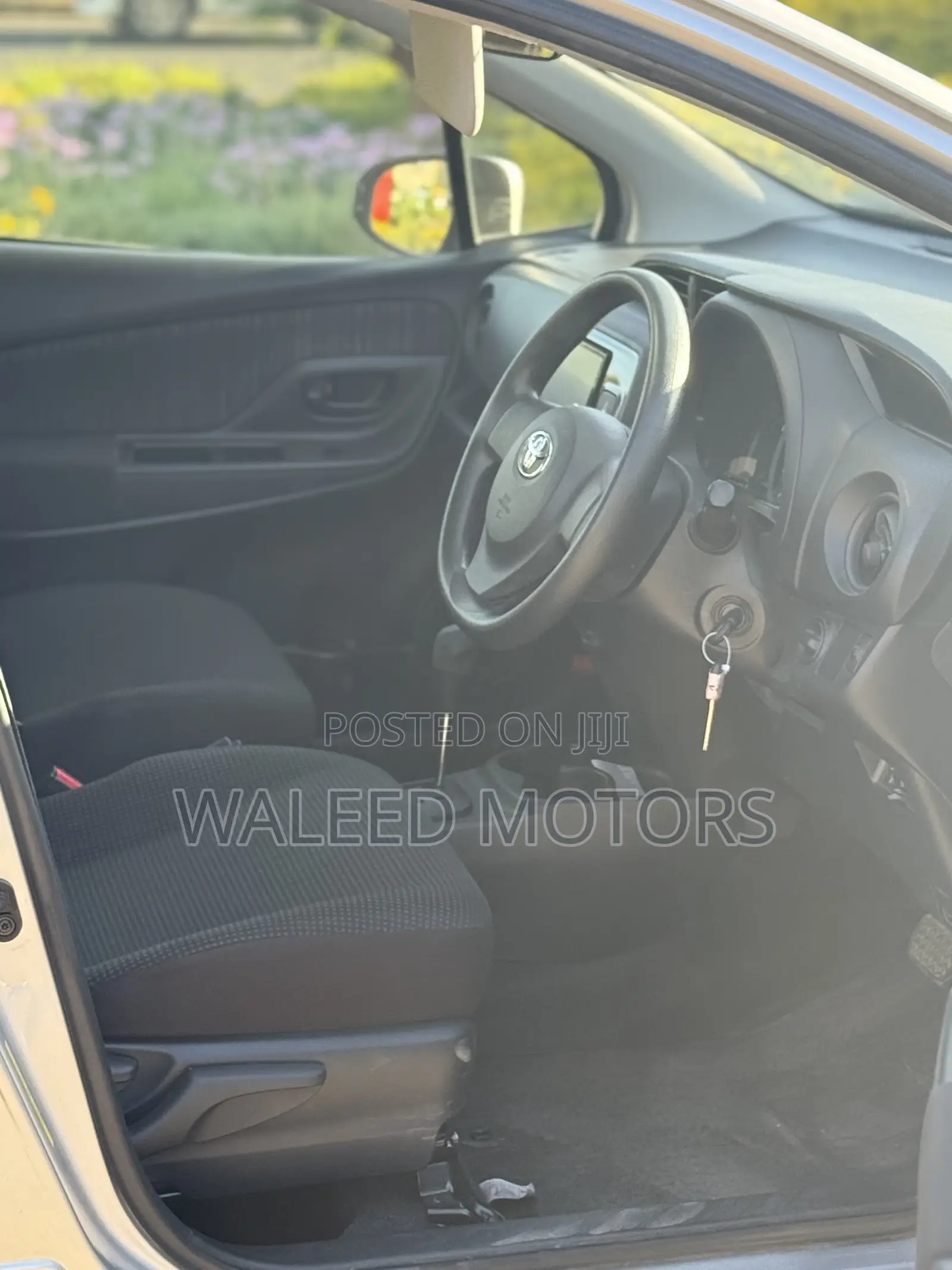 Toyota Vitz 2019 Silver