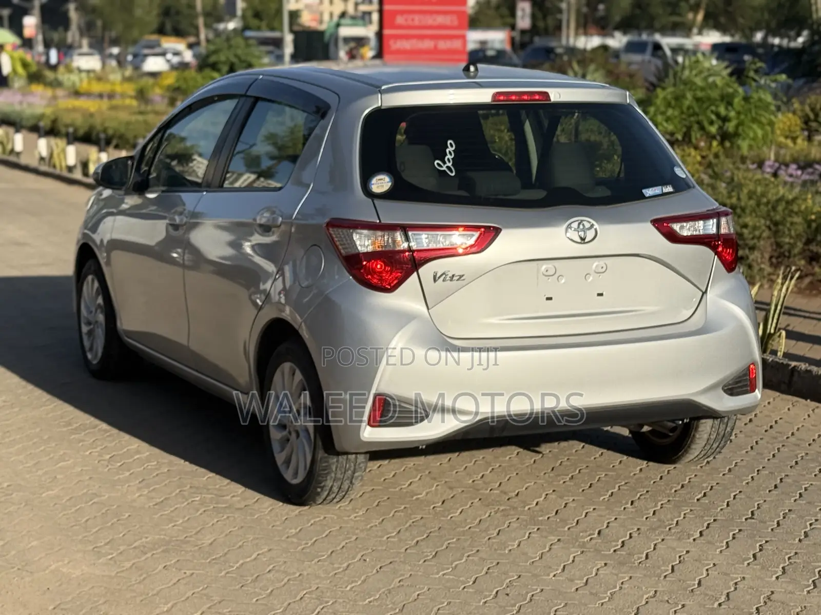 Toyota Vitz 2019 Silver