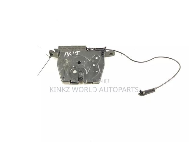 BMW X1 Tailgate Boot Lock Catch Latch 912781 E84 2009 - 2015 - thumbnail 2
