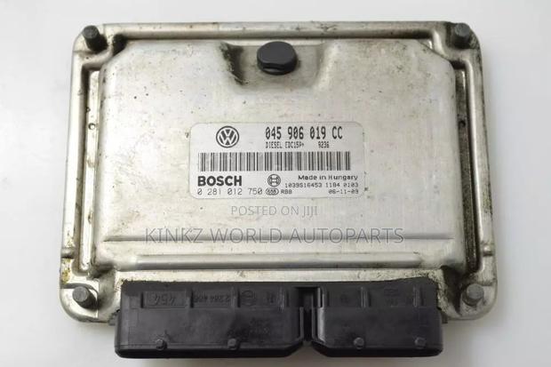Volkswagen Skoda 1.4 Tdi Engine Control Unit ECU 045906019CC