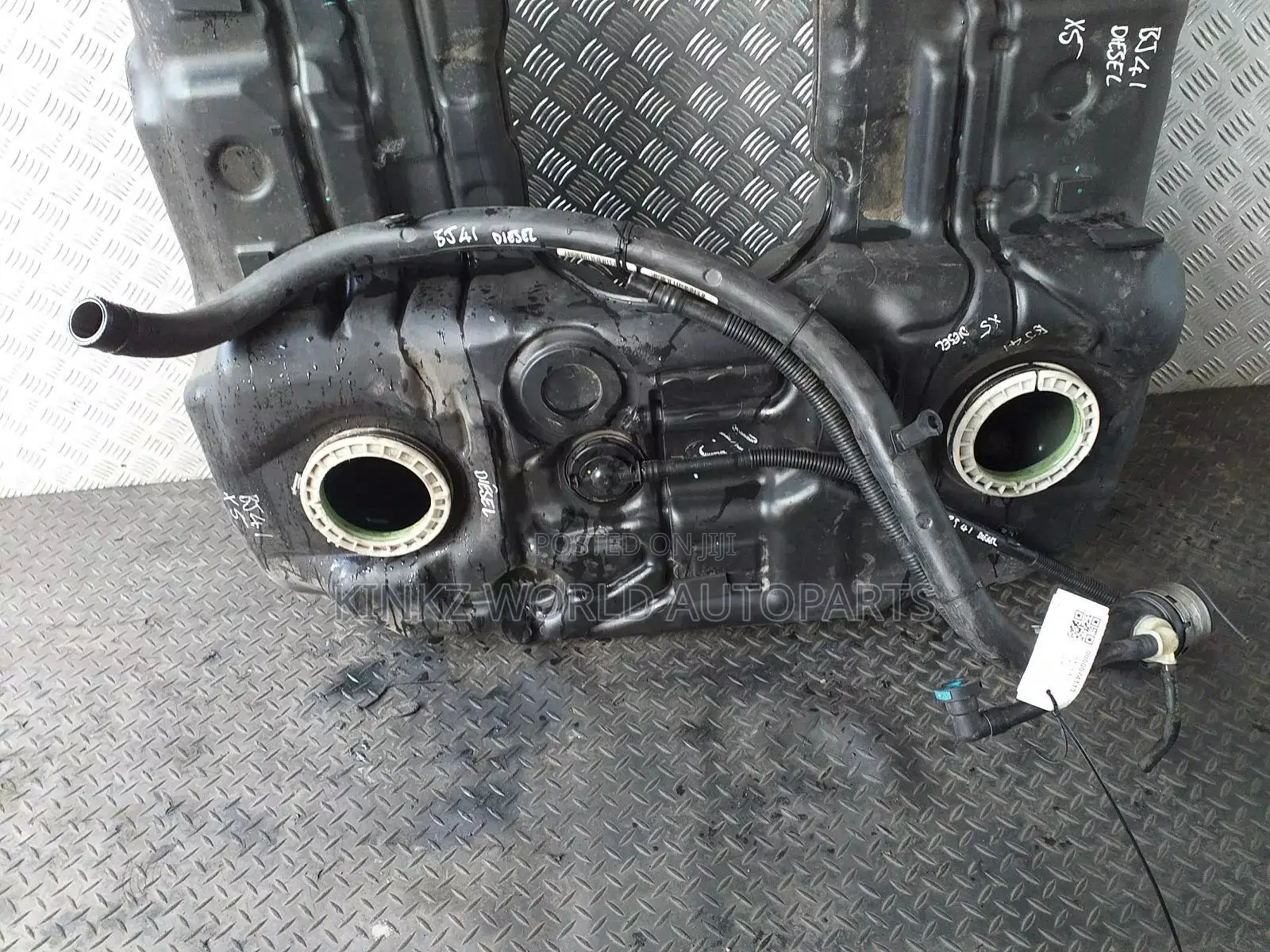 BMW X5 Fuel Tank 3.0 DIESEL 7195462 Mk2 E70 F15 2007 - 2013