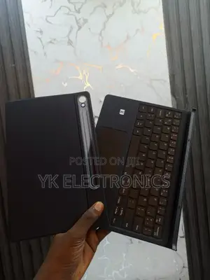 Samsung Book Cover Keyboard for Tab S9/S9 5g/S9 Fe/S9 Fe 5g