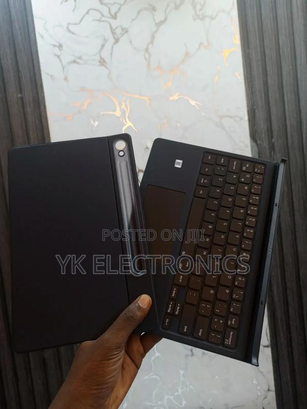 Samsung Book Cover Keyboard for Tab S9/S9 5g/S9 Fe/S9 Fe 5g - main view