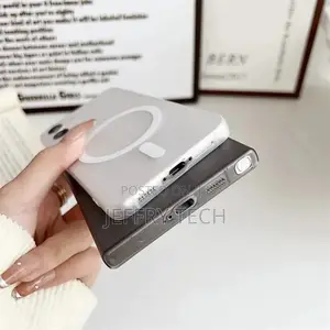 Samsung Galaxy S24 Ultra Paper Thin Case With Magsafe - Whit