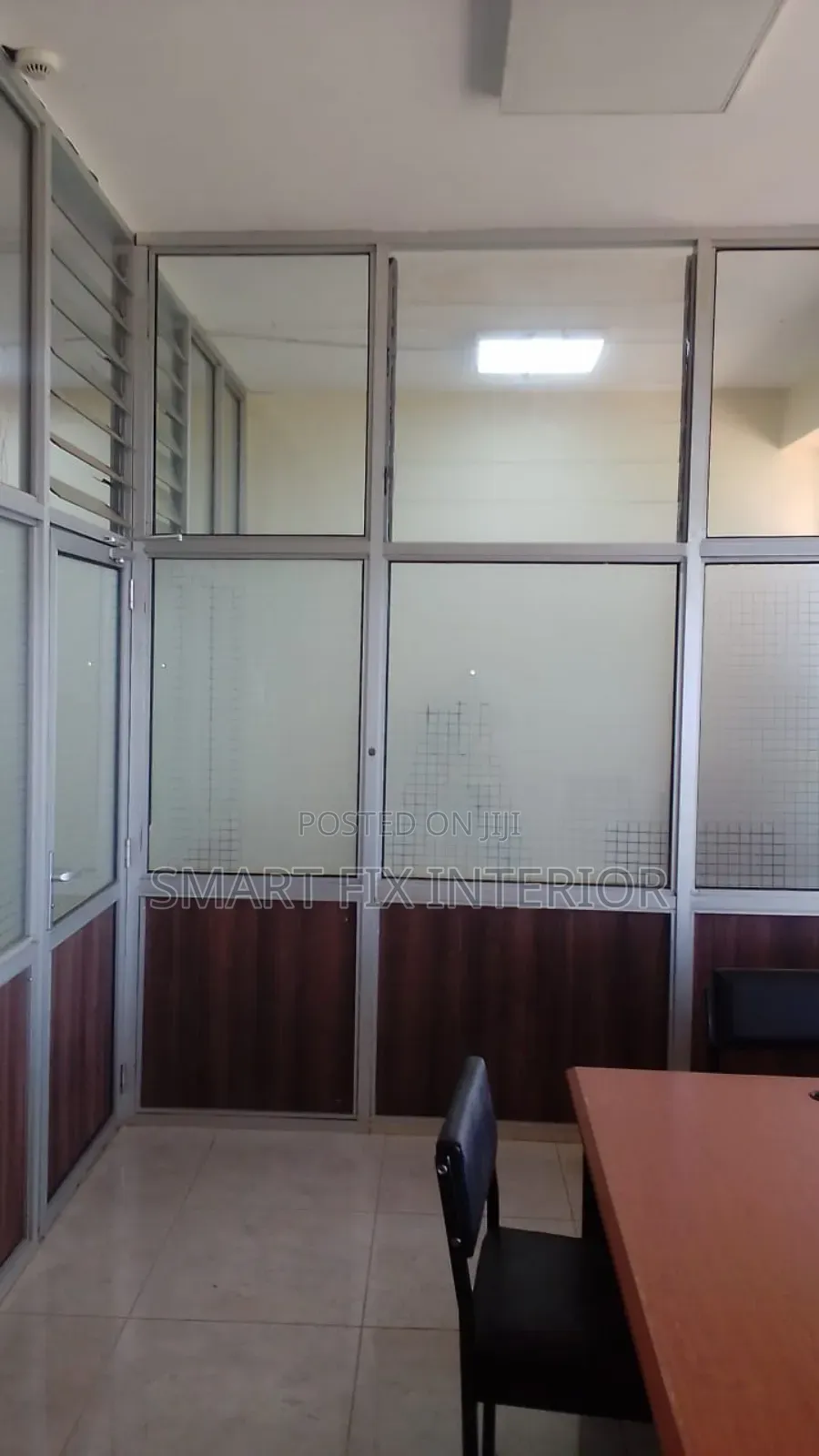 Aluminum/Glass Office Partitioning