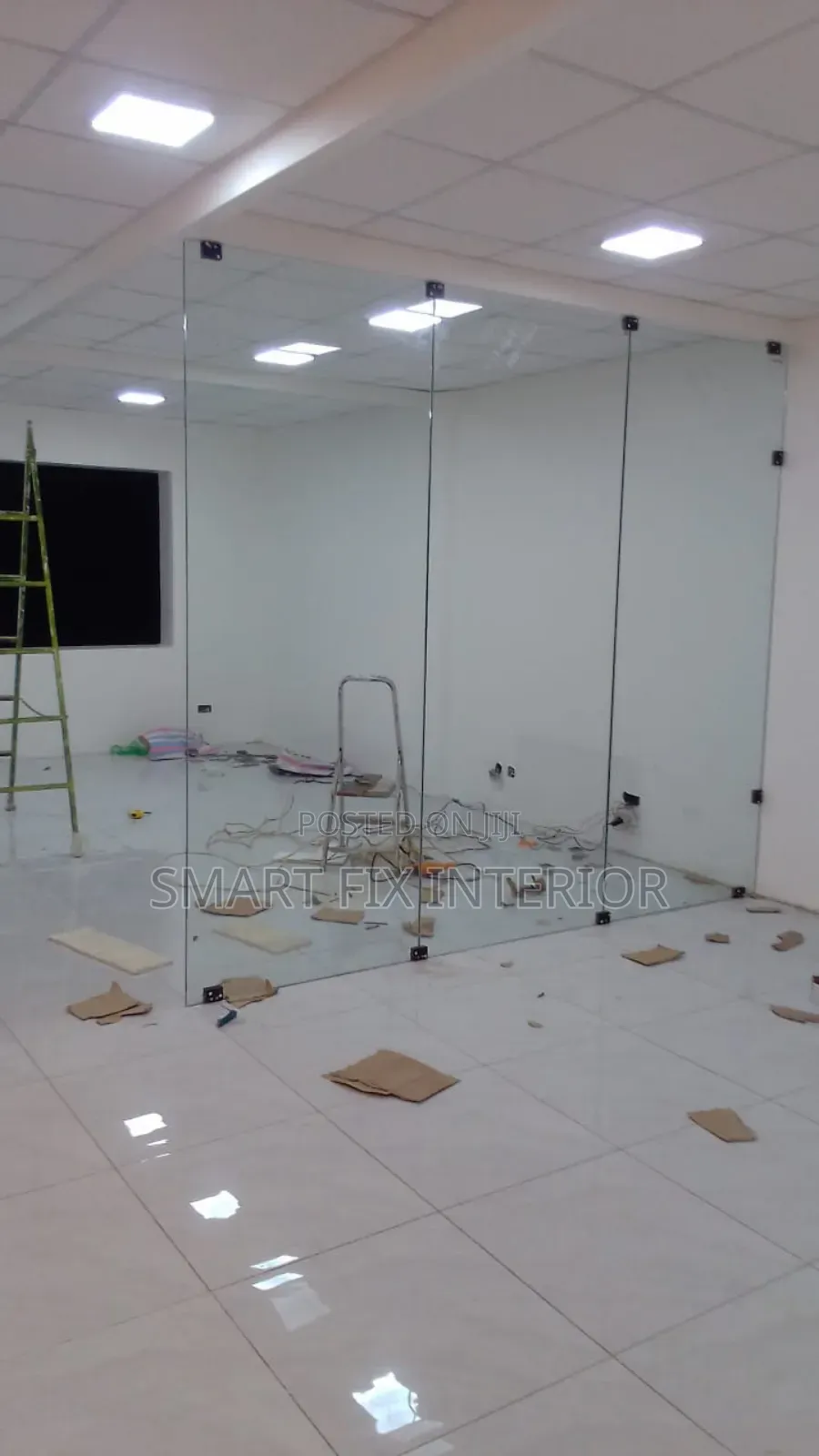Aluminum/Glass Office Partitioning