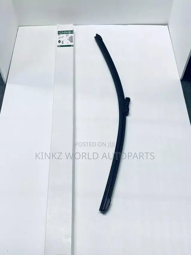 Genuine Land Rover Defender L663 Front Wiper Blades LR162053