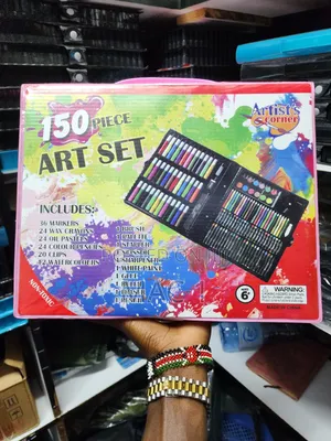 150 Piece Art Set Drawing and Colouring Set