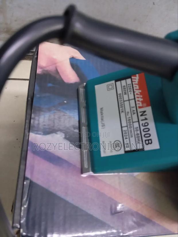 Makita Planer Machine - thumbnail 2