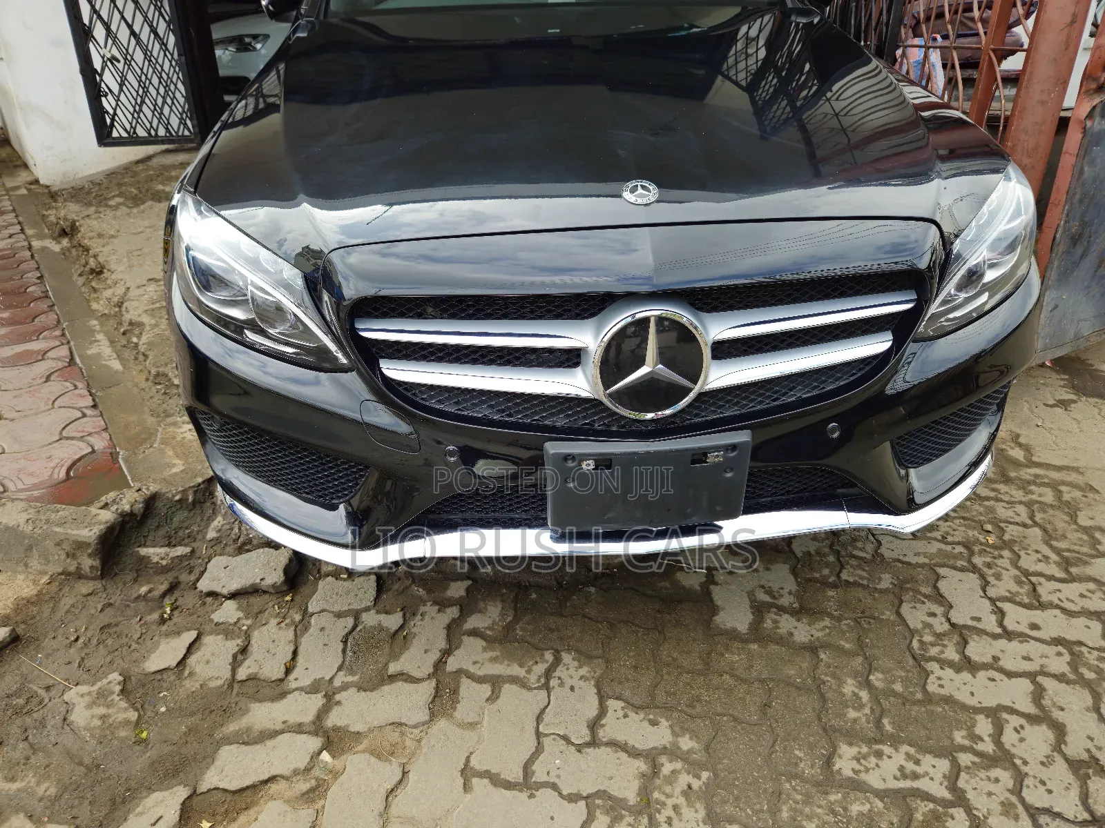 Mercedes-Benz C200 2018 Black