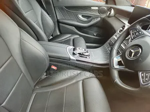 Mercedes-Benz C200 2018 Black