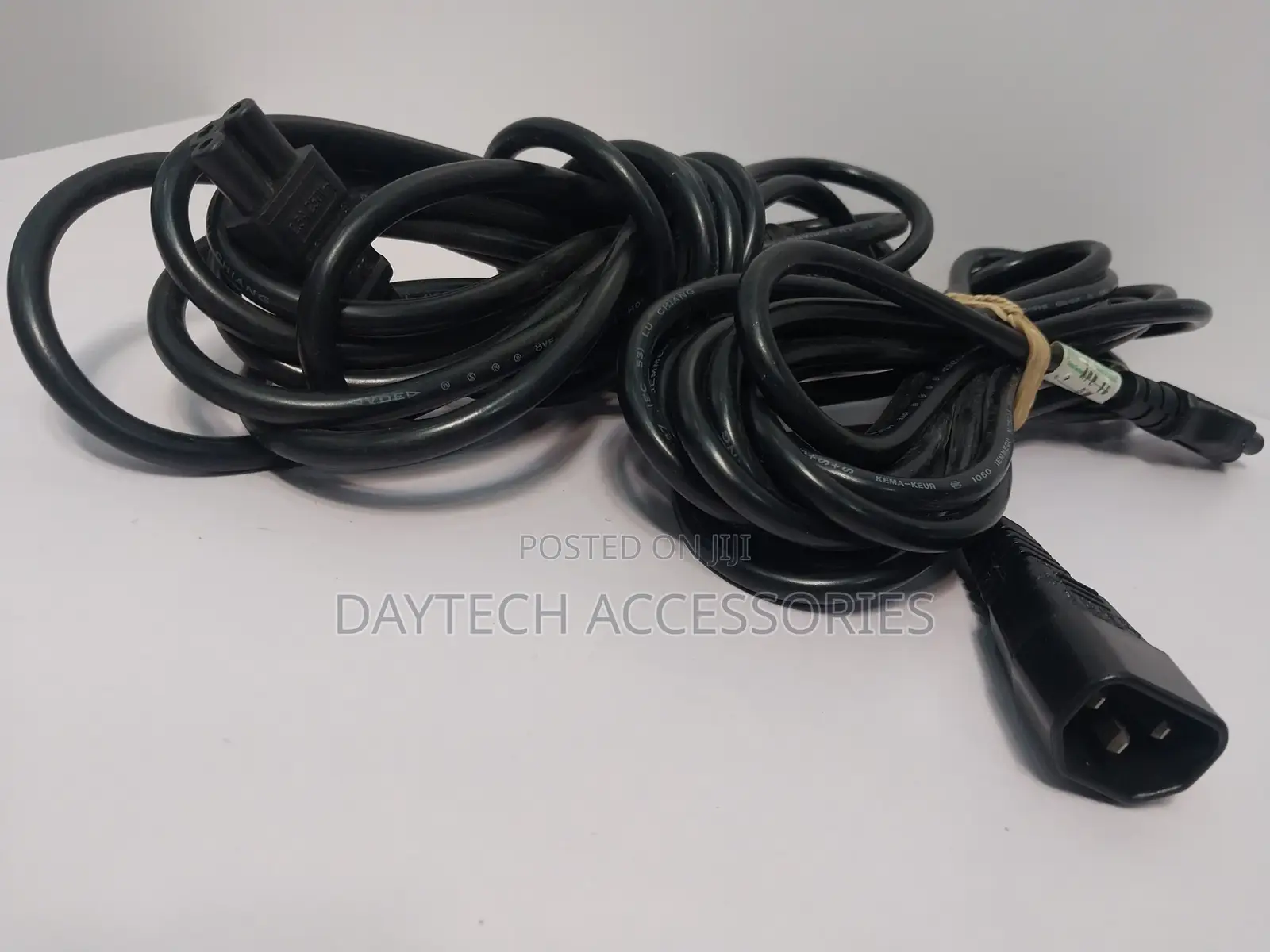 Ex-Uk C5 to C14 Ac Power Cable 3 Pin Iec320 C14 Connector 2m