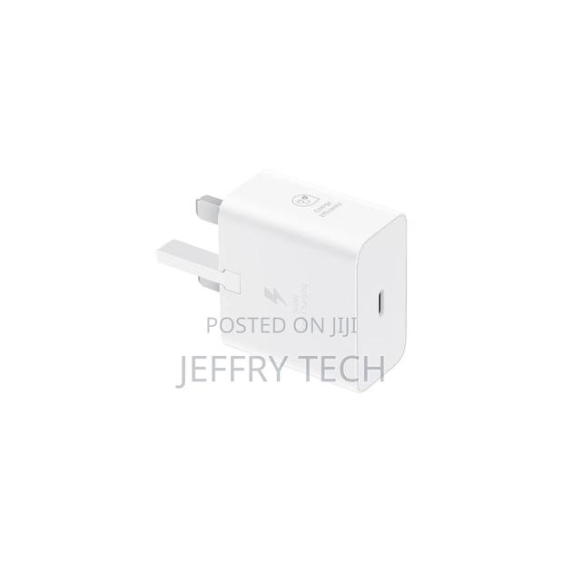 SAMSUNG 25W Super Fast Charging Power Adapter With Cable - thumbnail 3