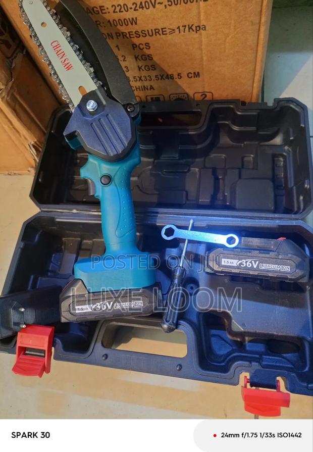 Cordless Chain Saw 36v - main view