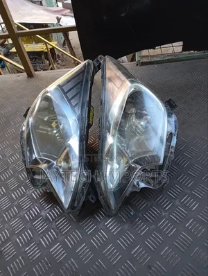 Ractis 2017 Headlight Xenon