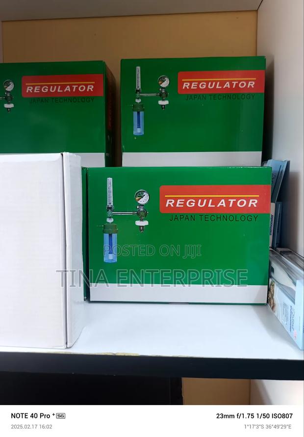 Oxgyen Regulators( Top Side) - main view