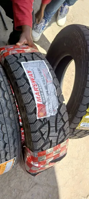 215/75r15 Marsway