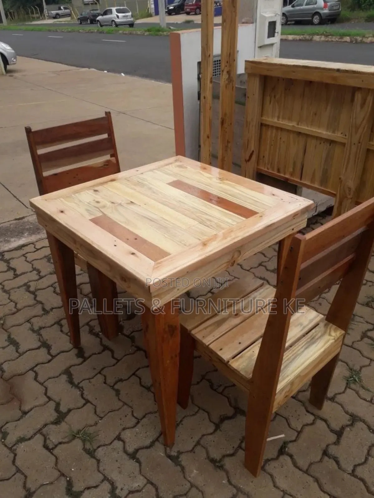 Kids Pallet Dining Set&23