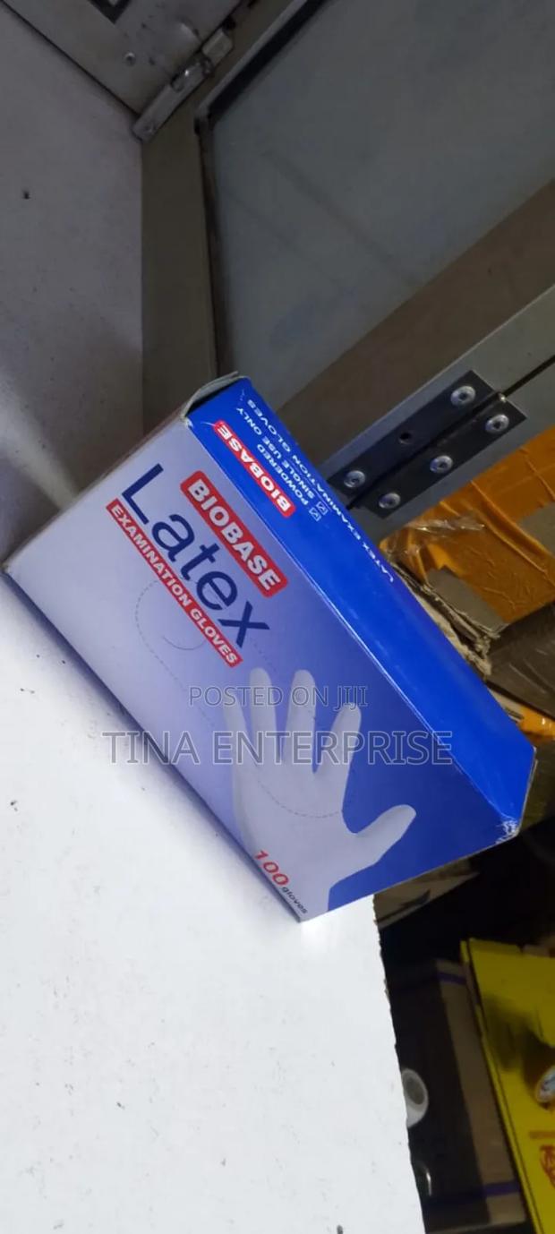 Latex Powdered Gloves