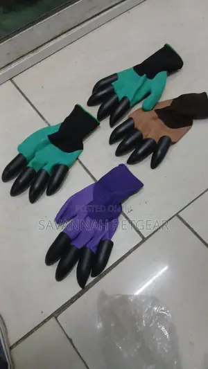 Breathable Gardening Gloves With Claws for Digging, Planting