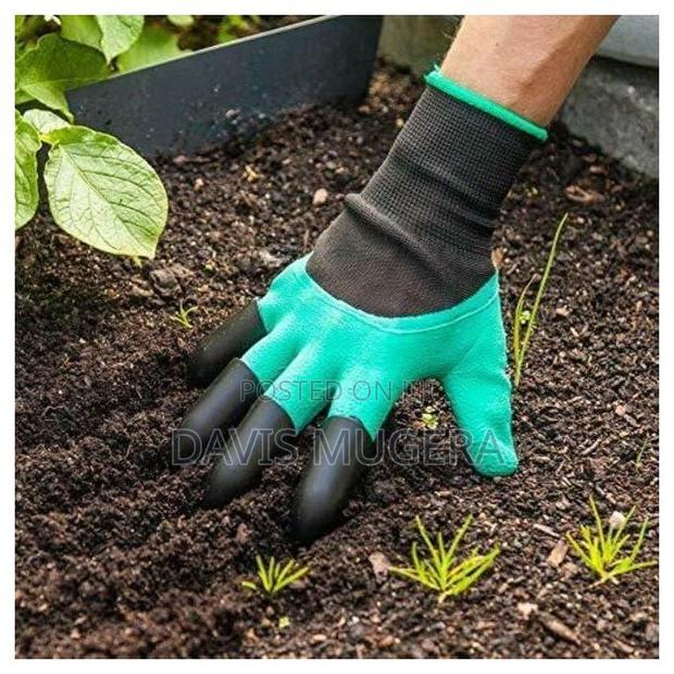 Waterproof Digging Raking Planting Gardening Gloves + Claws