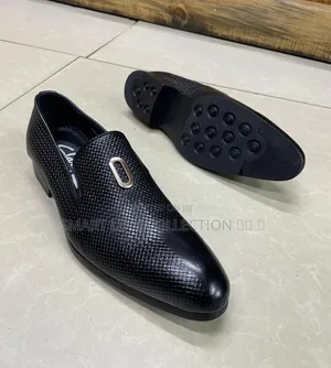Clarks Official
