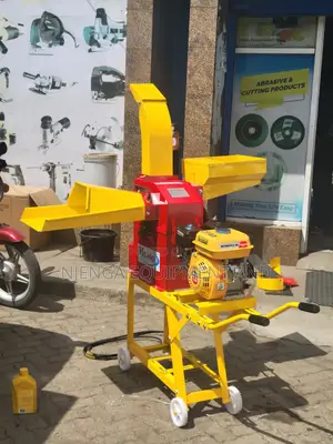 Petrol Powered Animal Feed Chopper Machine