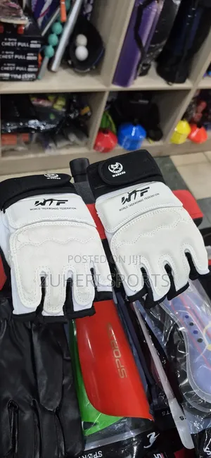 Taekwondo Gloves, Martial Arts Training Wear