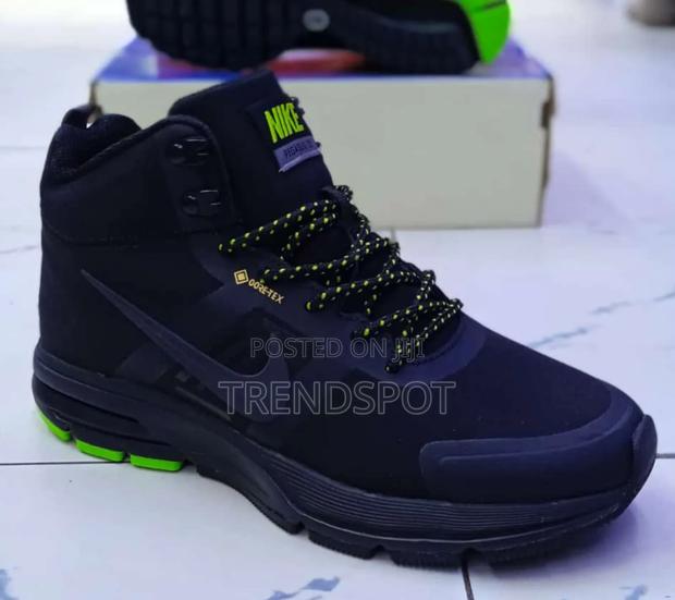 Nike Pegasus 26x and Nike Relentless - main view