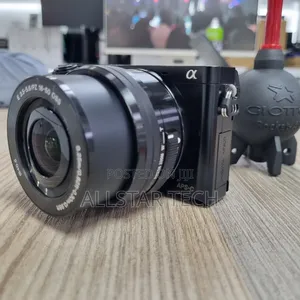 Sony A6000 Mirrorless Camera With 16-50mm Lens