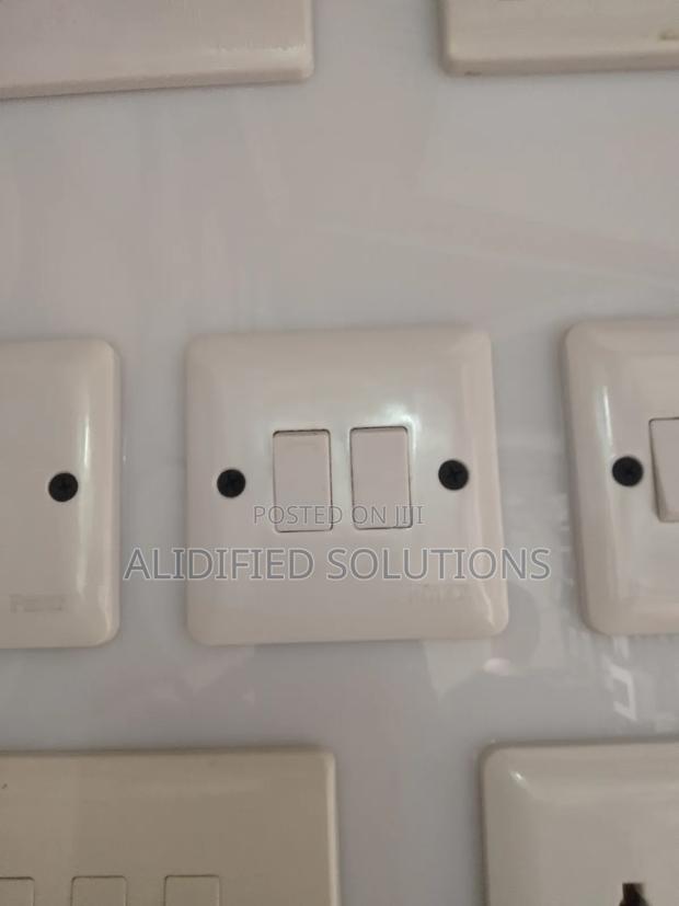 2gang Switch White Range <>Powermax Switch - main view