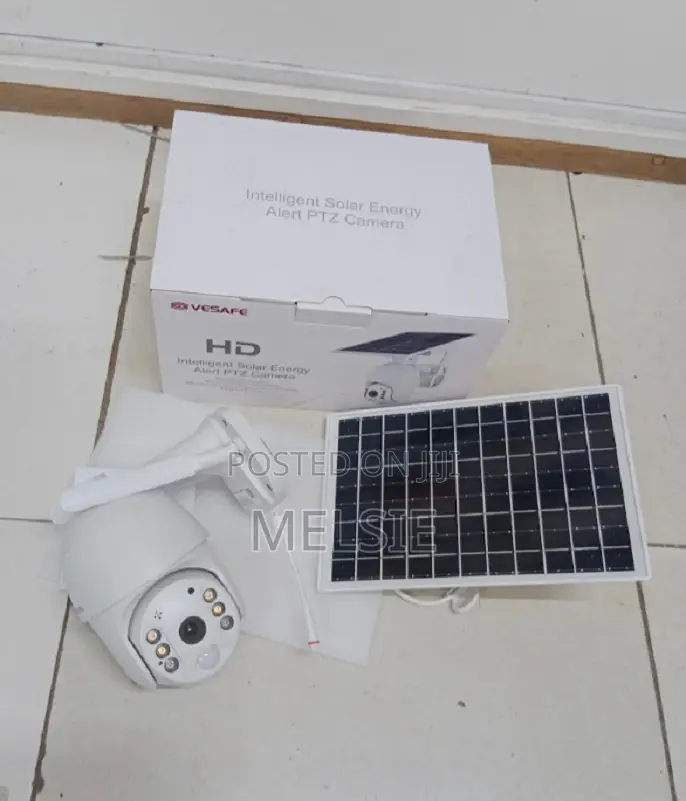 UBOX Solar Light Powered WIFI PTZ 360 Camera 6 Batteries