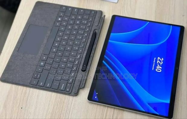 New Laptop Microsoft Surface Pro 9 16GB Intel SSD 512GB - thumbnail 2