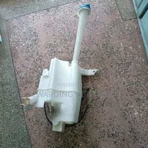 Nissan Ex Trail Wiper Bottle Nt31