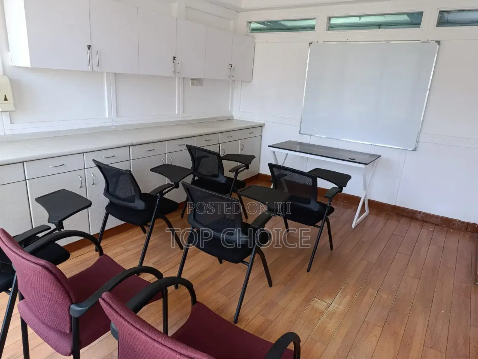 Lecture Folding Chair With Writing Pad