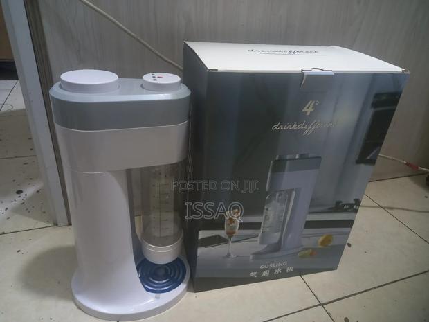 Sparkling Water Maker - thumbnail 4