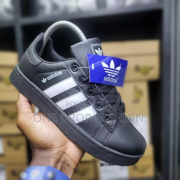 Addidas Stansmith - main view