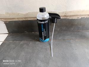 Non-Corrosive Watermark Remover for Cars