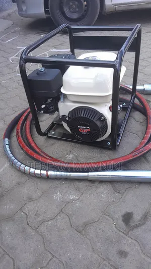 Concrete Vibrator + Poker (HONDA)