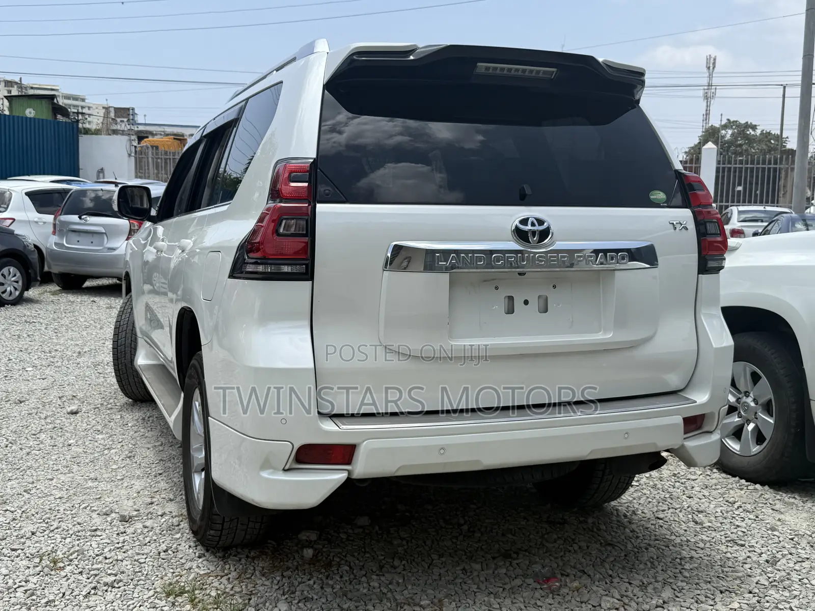 Toyota Land Cruiser Prado 2.8 2019 White
