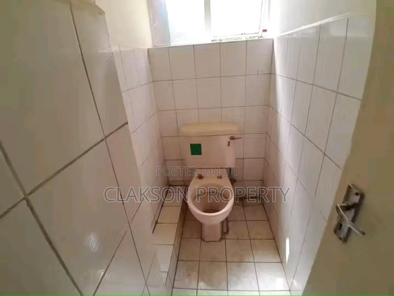 3bdrm Duplex in Upperhill for rent