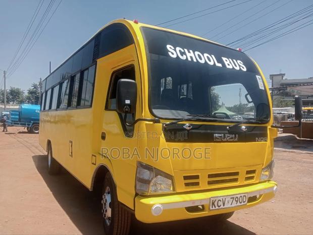 Isuzu NQR 2016 Yellow - thumbnail 7