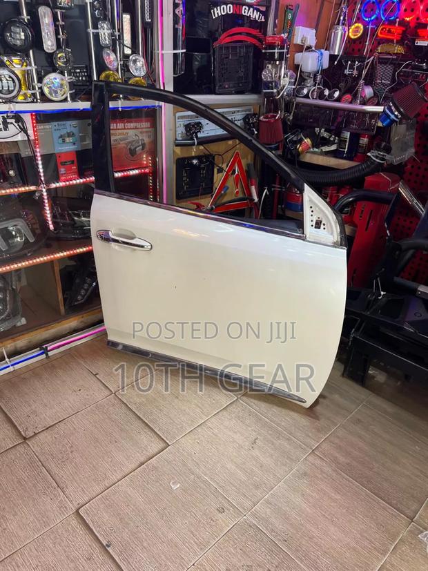 Harrier 2014 Ex Japan Front Door Right Side