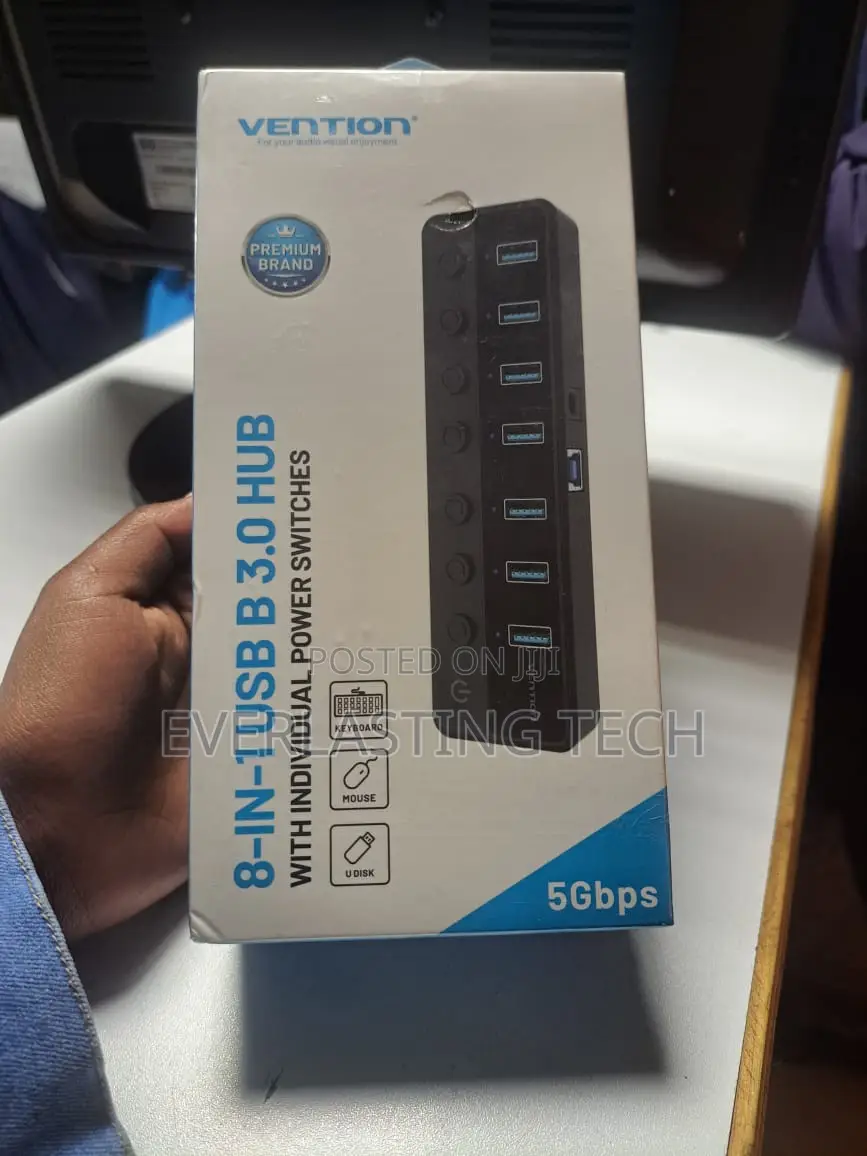 Vention 8-in-1 USB 3.0 Type-B Hub With Power Switches