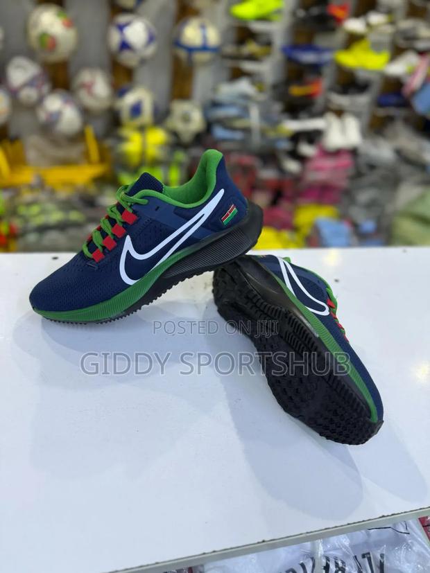 Sport Shoes Kenya Design - main view