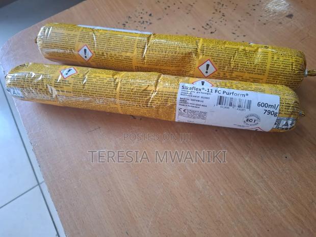 Sika Flex 11fc  Purform/Joint  Sealer - thumbnail 2